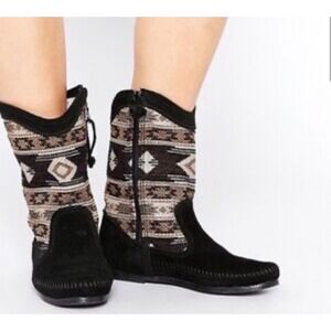 Minnetonka Black and Brown Aztec Knit Suede Ankle Boots